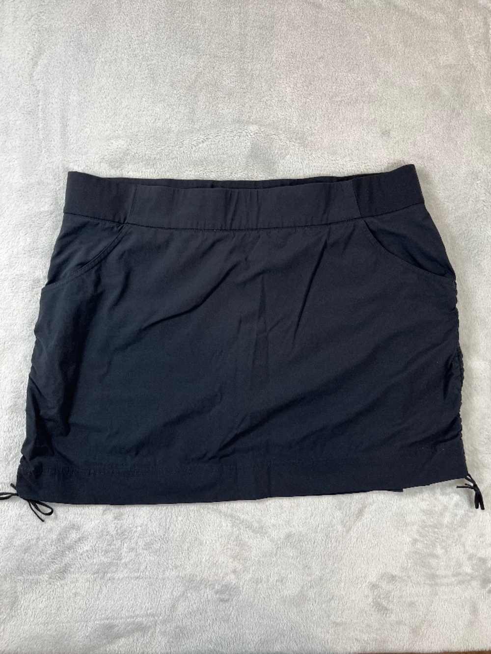 Columbia Black Skort sz XXL Lightweight Casual Hiking Travel Vacation Picnic
